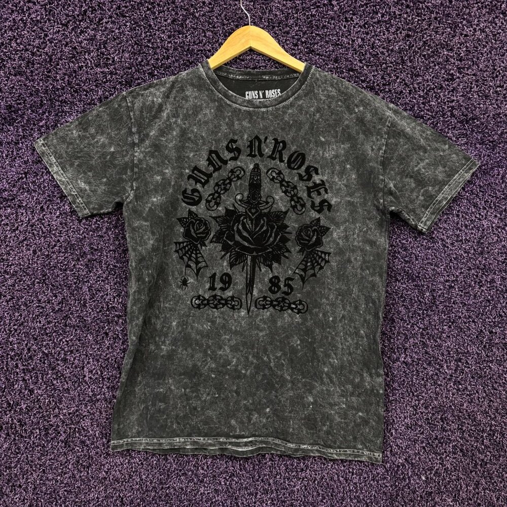 Guns N’ Roses Velvet Accent Mineral Wash T-Shirt Size Medium